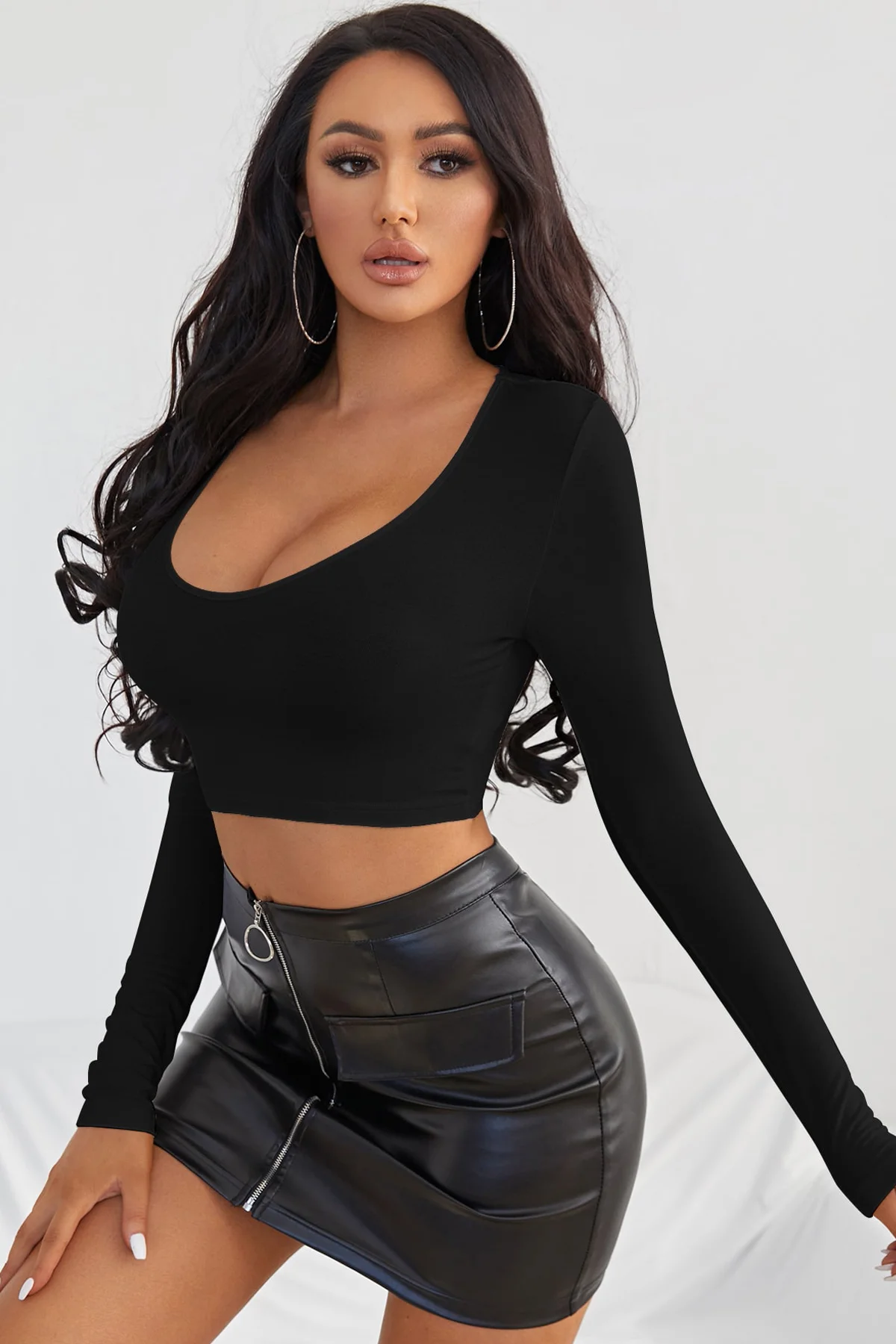 Kadın Siyah Uzun Kol Kare Yaka Crop Top Bluz görsel 4