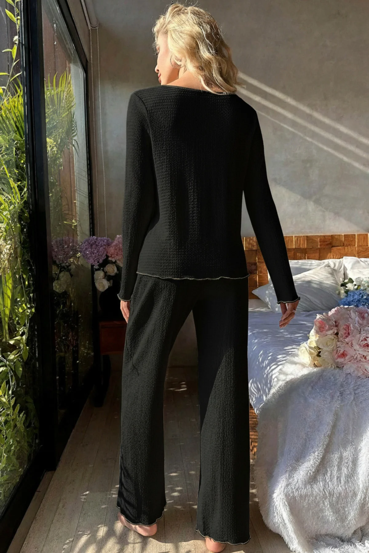 Premium Kadın Fitilli Pijama Takımı – Siyah Gold Biye Detaylı, Yumuşak Dokulu Ev Şıklığı görsel 9