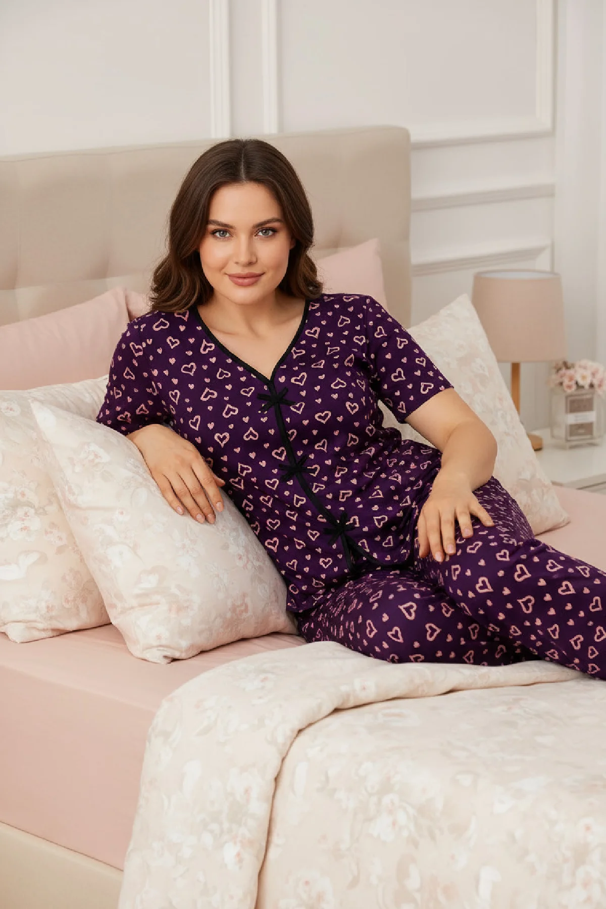 Kadın Mor Kalp Desenli Fiyonklu Kısa Kollu Uzun Pijama Takımı görsel 4