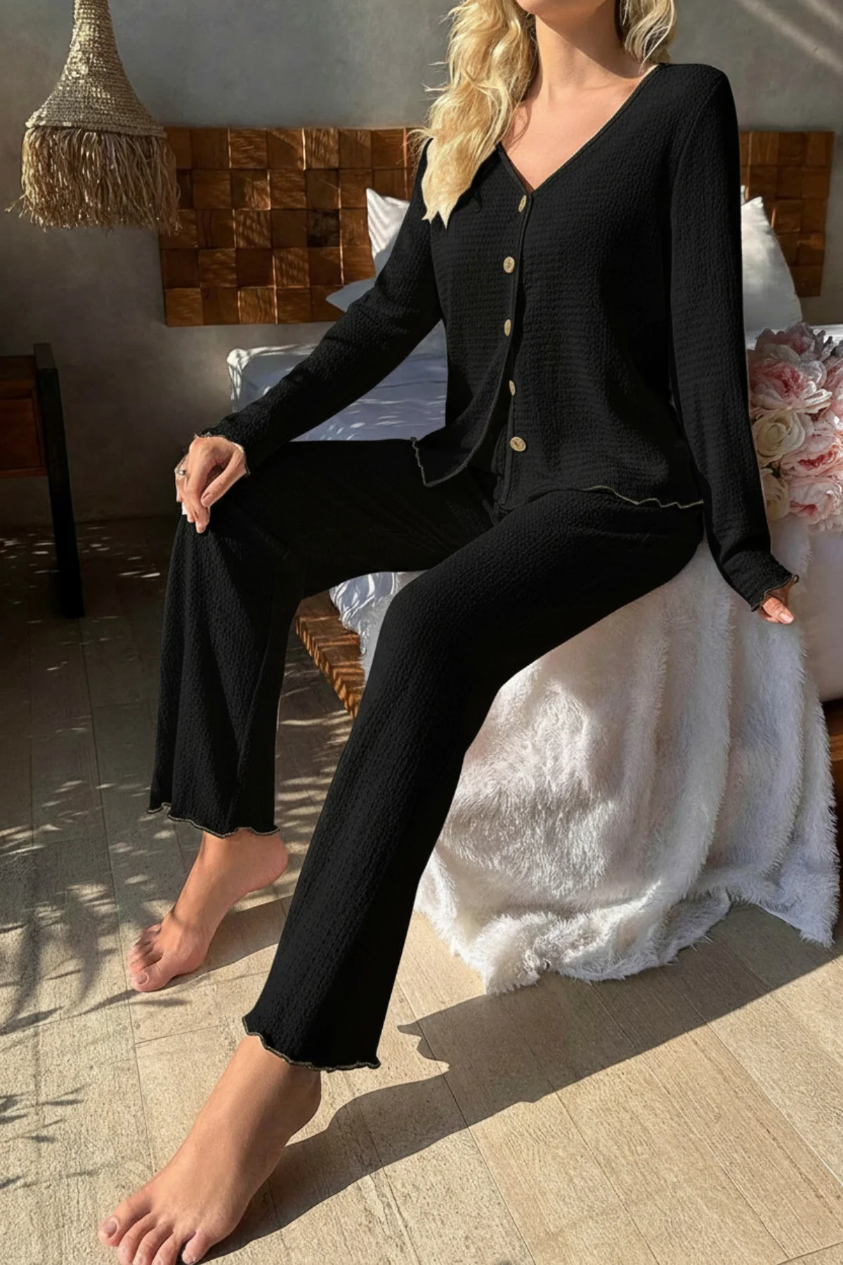 Premium Kadın Fitilli Pijama Takımı – Siyah Gold Biye Detaylı, Yumuşak Dokulu Ev Şıklığı görsel 6