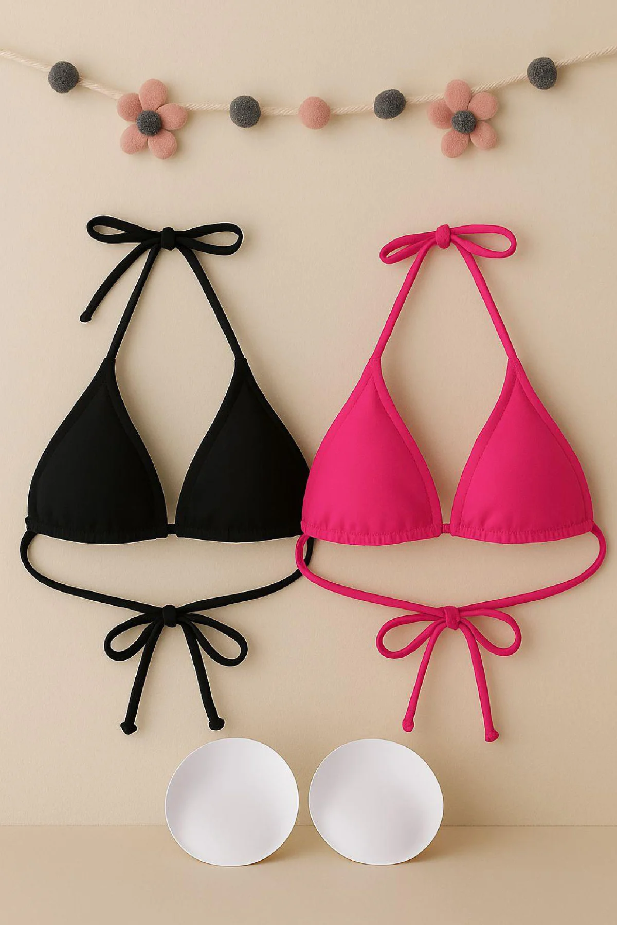 Kadın Siyah ve Fuşya Minimal Kesim Üçgen Bikini Üstü görsel 5