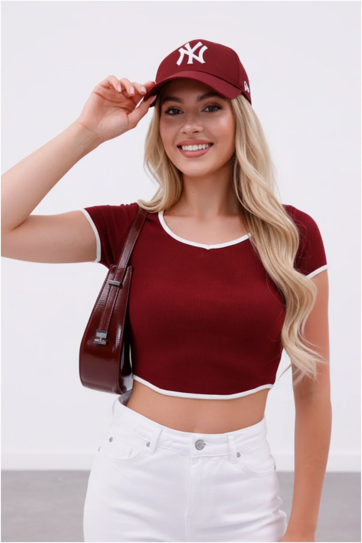 Kadın Fitilli Örme Kumaş Kısa Kollu T-Shirt