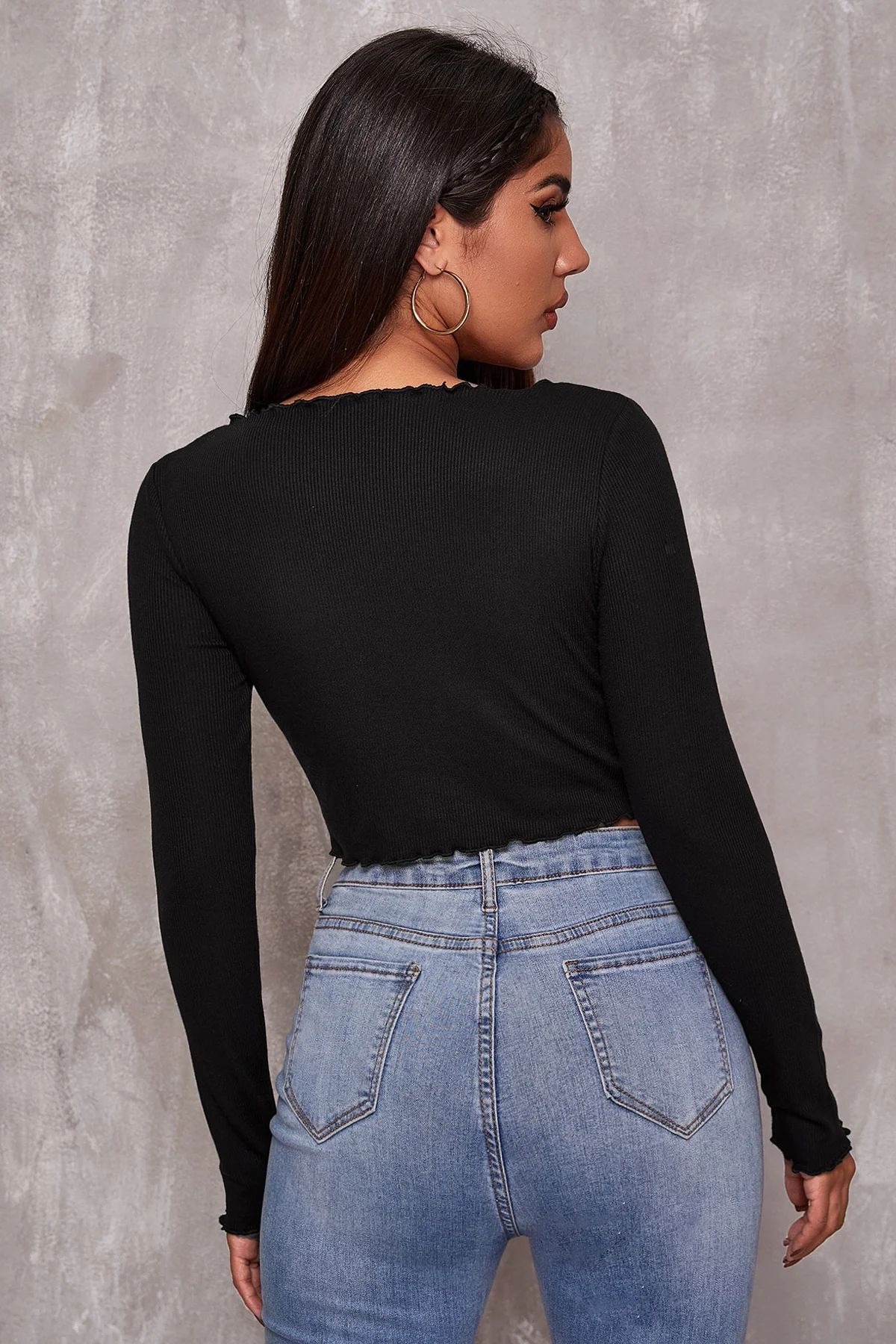 Kadın Siyah Uzun Kollu Büzdürme Bağcık Detaylı Crop Top Bluz görsel 2