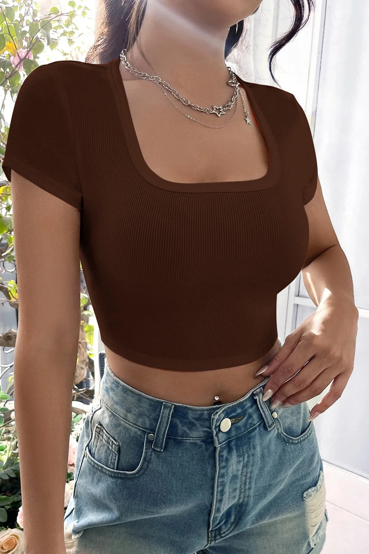 Kadın Kahverengi Yarım Kol Düz Yaka Crop Top Bluz görsel 4