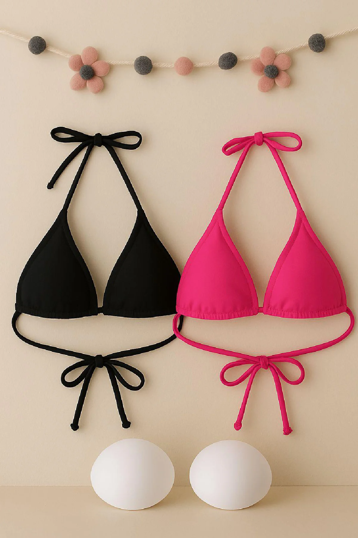 Kadın Siyah ve Fuşya Minimal Kesim Üçgen Bikini Üstü