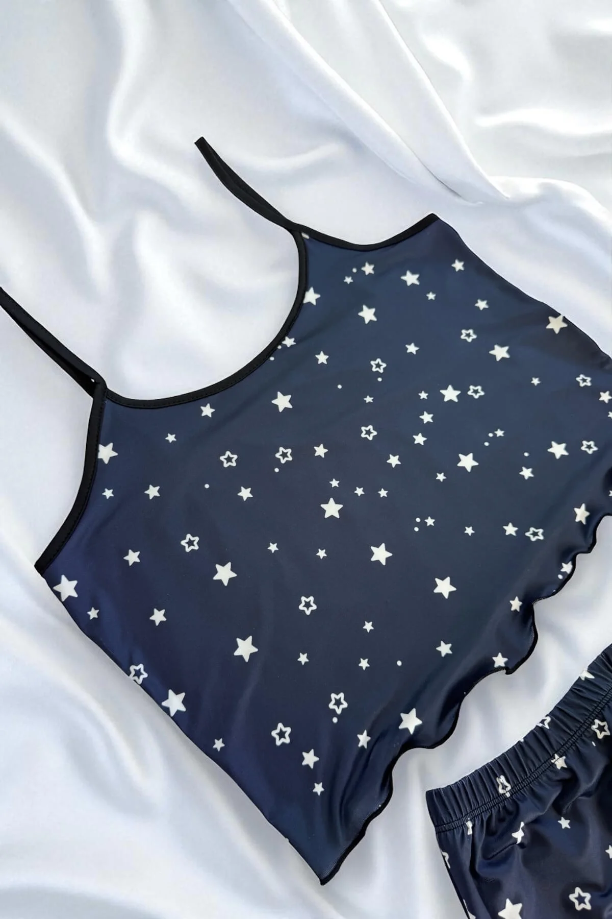 Yıldız Desenli Lacivert Şortlu Pijama Takımı görsel 4