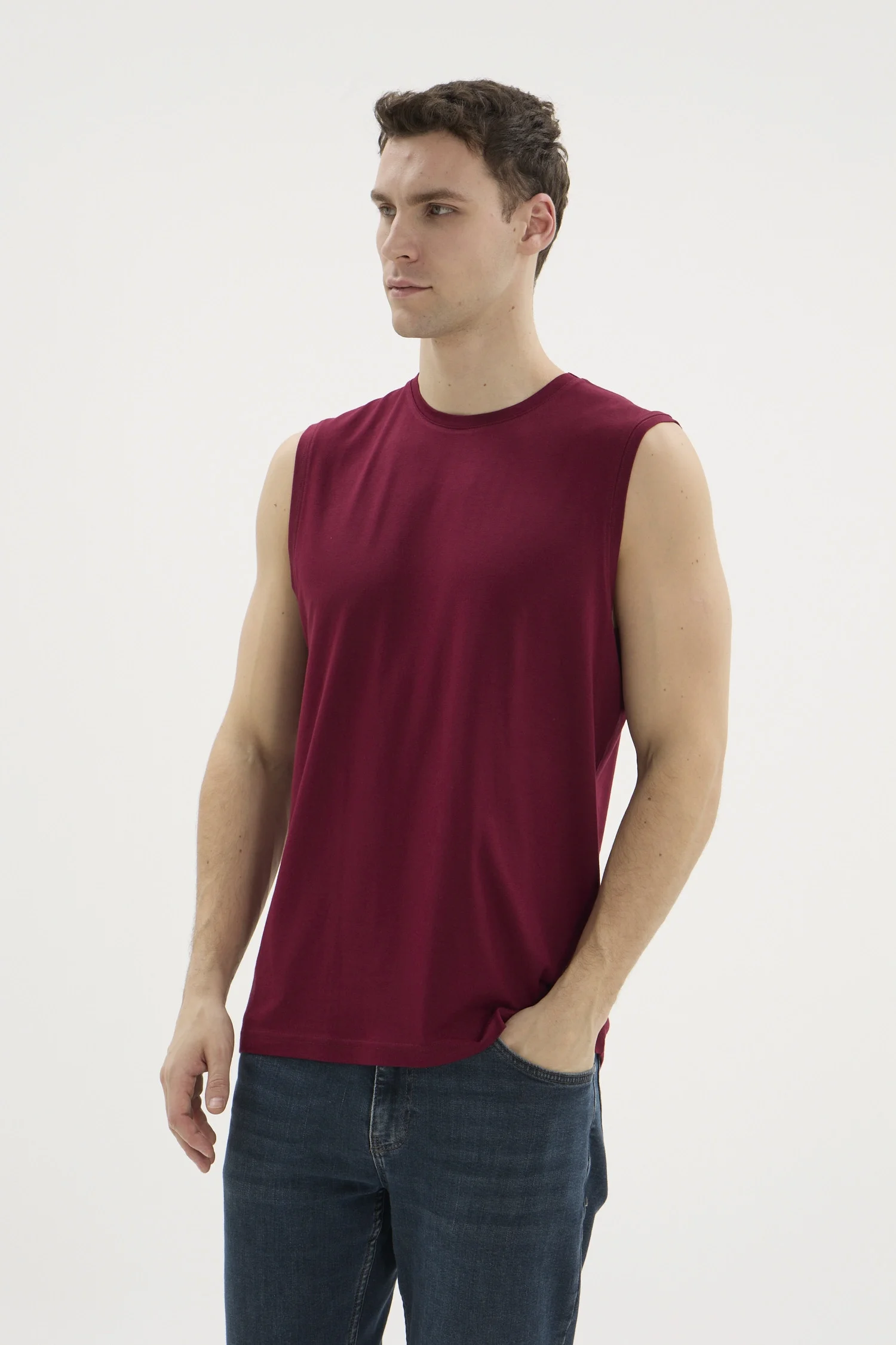 Kocabey T522 Erkek Sıfır Kol T-shirt