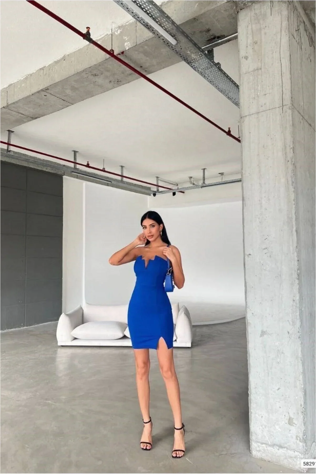 Kadın Yeni Sezon Straplez Yırtmaçlı Mini Abiye Elbise