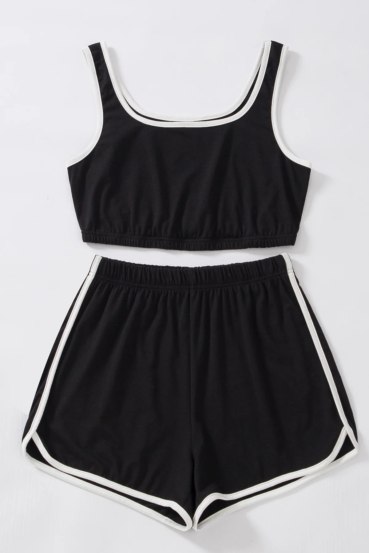 Kadın Siyah Askılı Crop Top ve Şortlu Gecelik Takım görsel 2