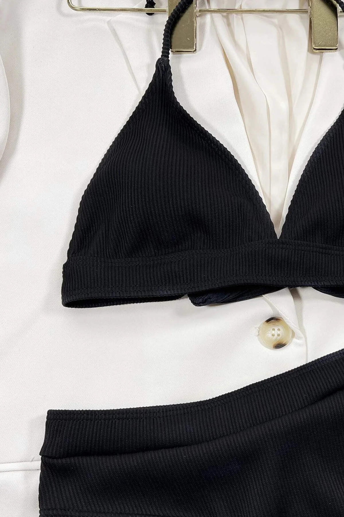 Kadın Siyah Boyundan Ve Belden Bağlamalı Yüksek Bel Bikini Takımı görsel 5