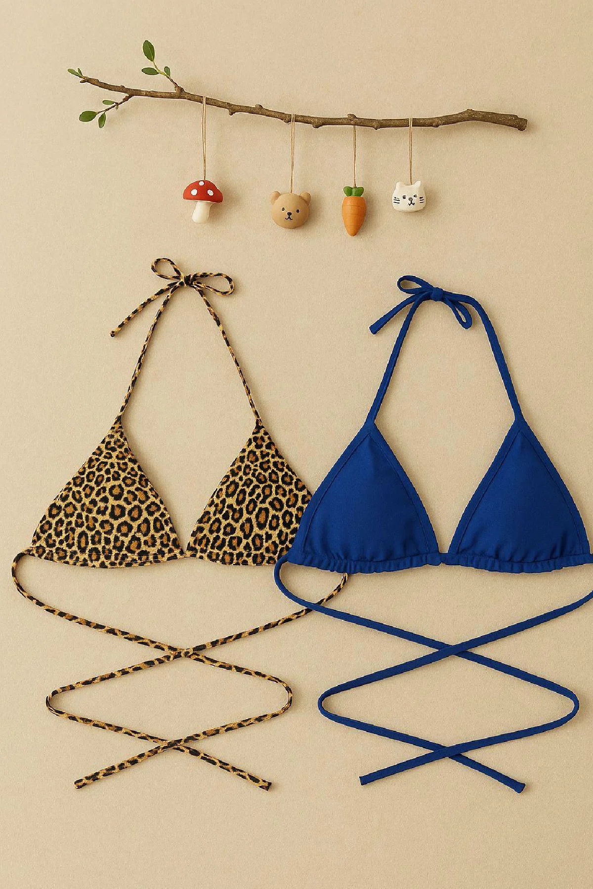 Kadın Leopar Desenli ve Mavi Minimal Kesim Üçgen Bikini Üstü görsel 3