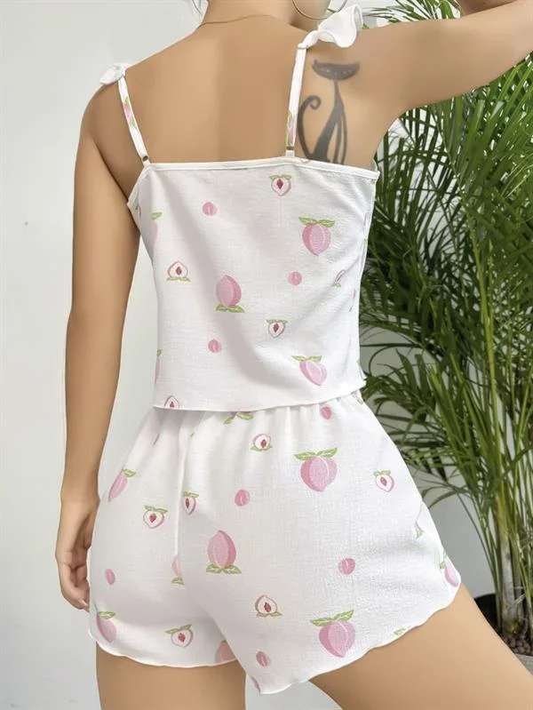 Pamuklu Beyaz Üstüne Çiçek Desen Fırfır Askılı Şortlu Pijama Takımı görsel 3