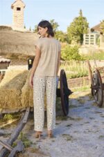 Çiçek Deseni V Yaka Pijama Takımı - Görsel 5