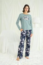 Çiçek ve Yaprak Desenli Baskılı Pijama Takımı - Görsel 2