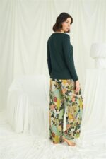 Çiçek ve Yaprak Desenli Pijama Takımı - Görsel 5