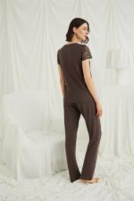 Kısa Kollu ve Dantelli V Yaka Pijama Takımı - Görsel 6