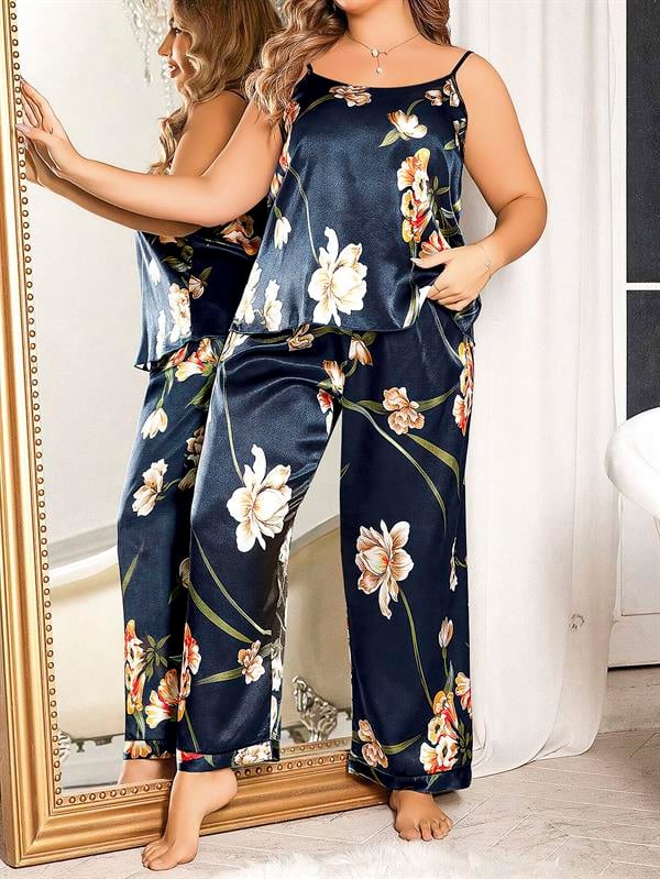 arias-closet-buyuk-beden-mavi-ustune-c-90d-43 Büyük Beden Mavi Üstüne Çiçek Desenli İnce Askılı 2’li Saten Pijama Takımı - Görsel 1