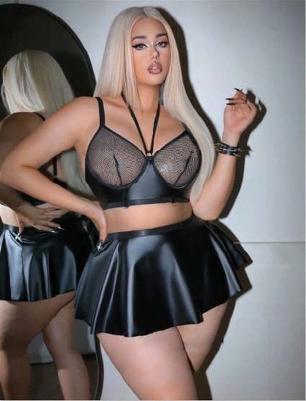 arias-closet-buyuk-beden-siyah-deri-go-a9e2- Büyük Beden Siyah Deri Görünümlü Fileli Etekli Takım - Görsel 1