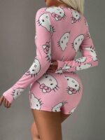 Pamuklu Pembe Hello Kitty Desenli Düğmeli Uzun Kol Tulum Pijama - Görsel 3