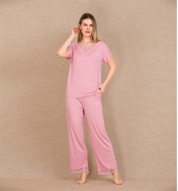 arias-closet-viskon-sik-tasarim-dantel-0215fa Closet Viskon Şık Tasarım Dantel İşlemeli Pembe Kısa Kol Pijama Takımı - Görsel 1